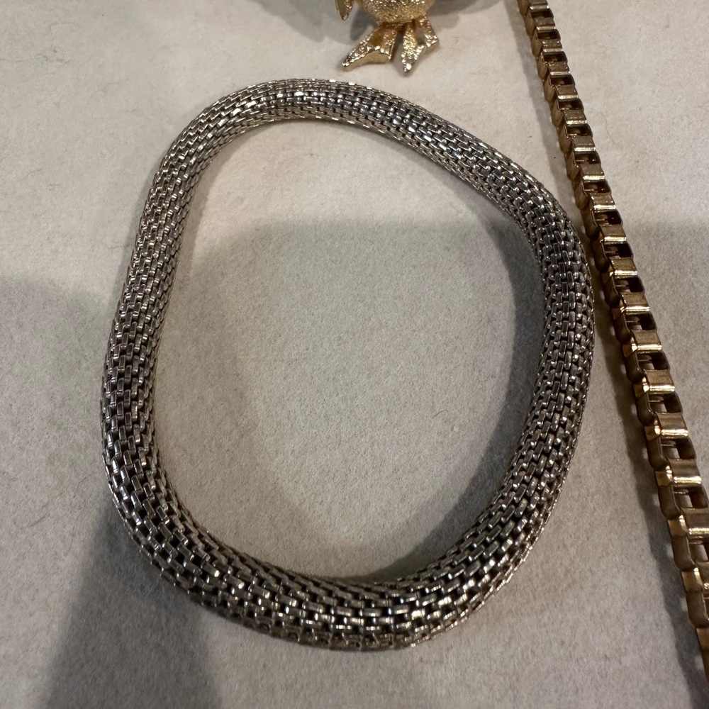 Fun Jewelry Set - Picture 5 of 6